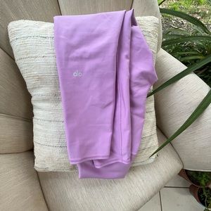 Beautiful Alo Yoga pants